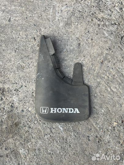 Брызговик honda