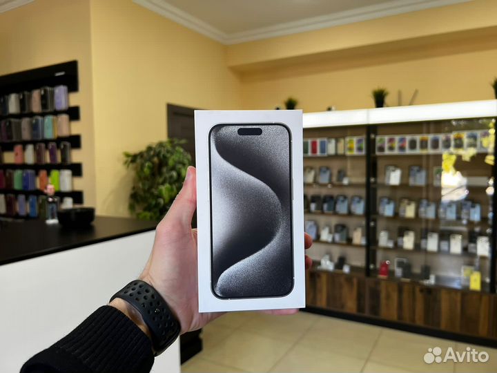 iPhone 15 Pro, 128 ГБ