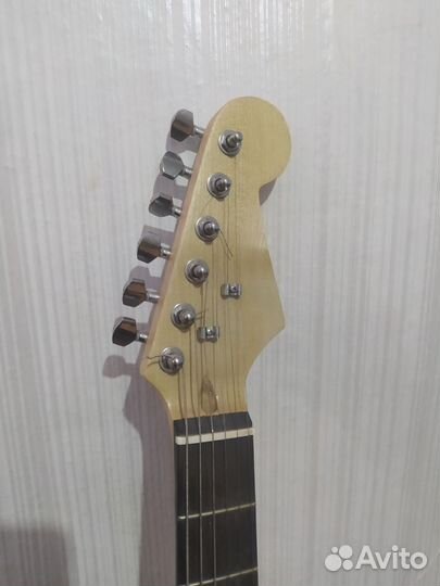 Электро гитара stratocaster