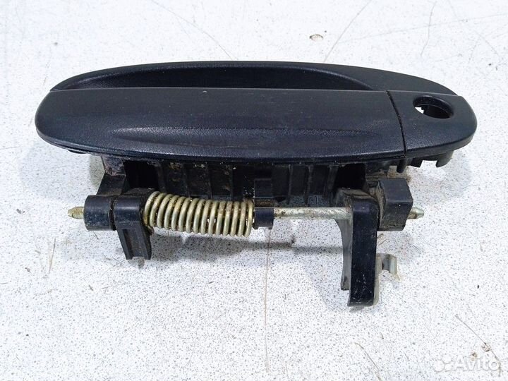 Ручка наружная передней правой двери