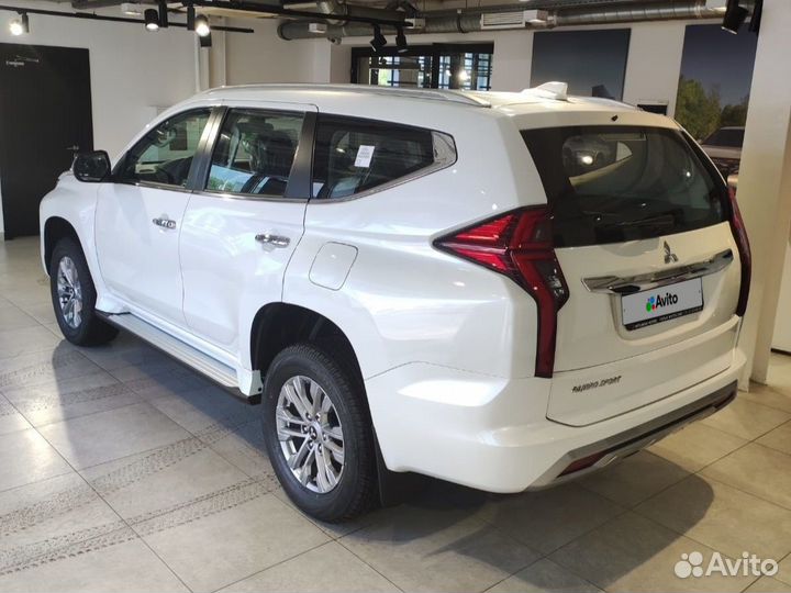 Mitsubishi Pajero Sport 2.4 AT, 2022