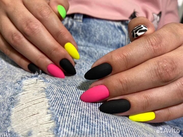 Модель на маникюр бесплатно