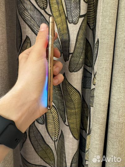 iPhone Xs, 256 ГБ
