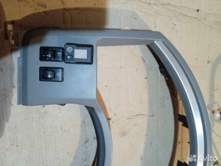 Накладка щитка приборов Infiniti QX56