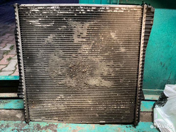 Радиатор охлаждения бмв BMW X5 E53