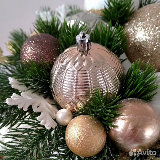 Новогодняя искусственная композиция Белая птица