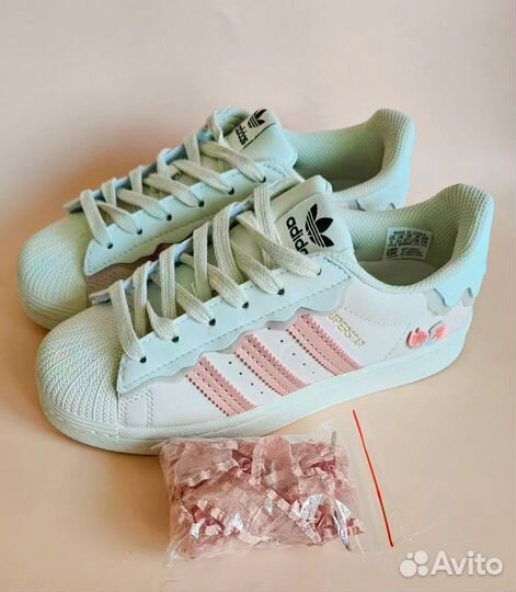 Кроссовки adidas superstar