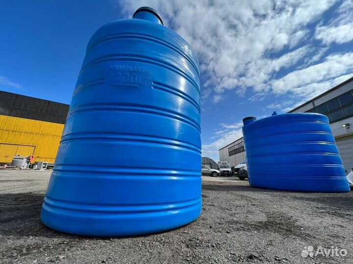 Бочка пластиковая 3000 л для жидкостей (вертикальн