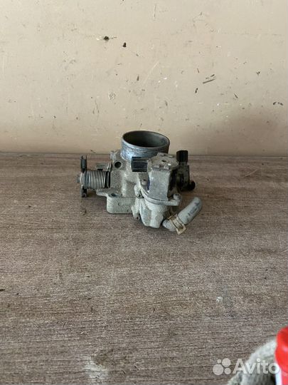 Дроссельная заслонка Mazda 626 (GF) 2.0 FS