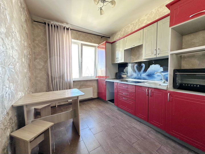 3-к. квартира, 74,1 м², 14/14 эт.