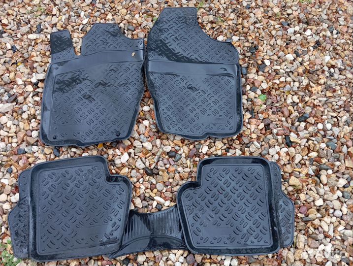 Коврики салонные