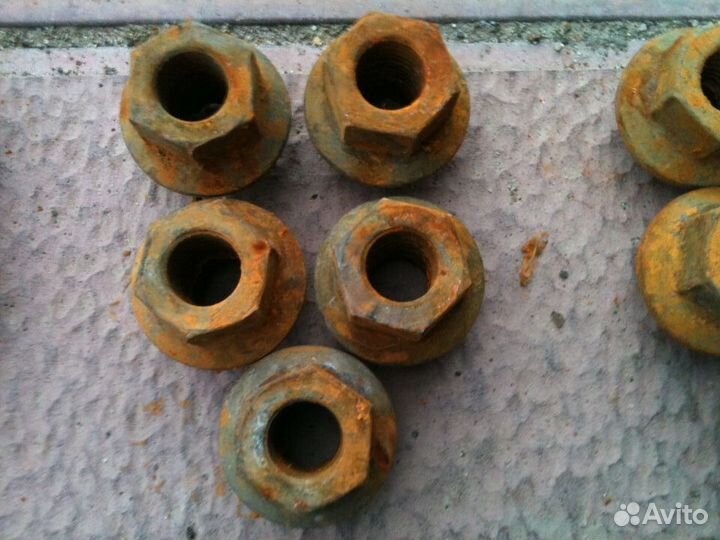 Колёсные гайки Форд Фокус 2