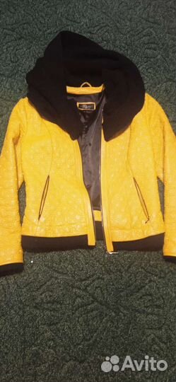 Куртка коженная