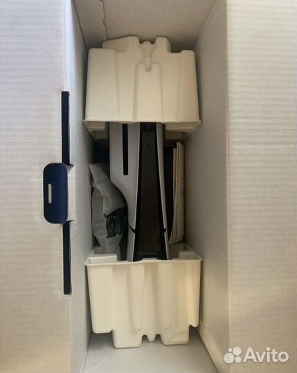 PS5 slim 1tb CFI-2000А