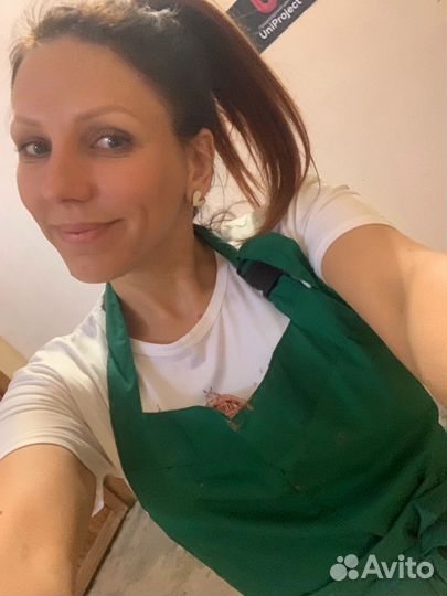 Помощник флориста, оформление свадьб и праздников