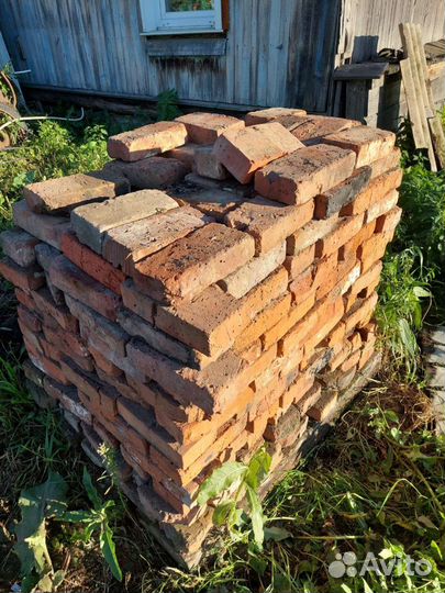 Кирпич бу