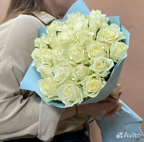 Розы букет 70см 25 шт