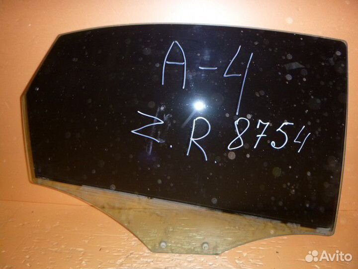 Стекло двери задней правой audi A4 B8 2007