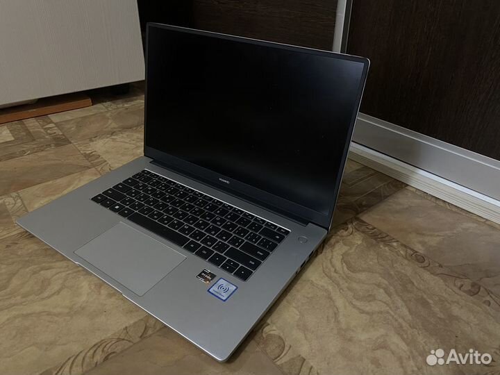 Ноутбук huawei matebook d15 5500 amd 16 озу