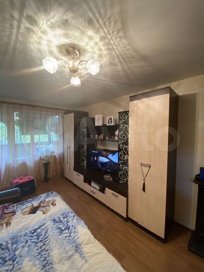 2-к. квартира, 43 м², 3/5 эт.
