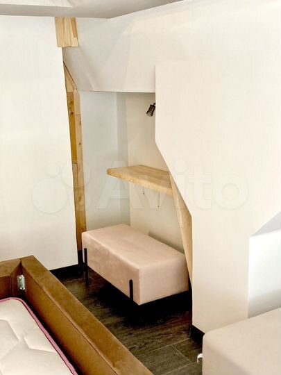 2-к. квартира, 42 м², 3/5 эт.