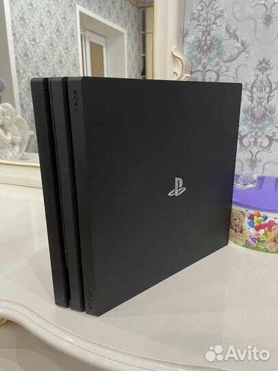 Sony PS4 pro 1tb