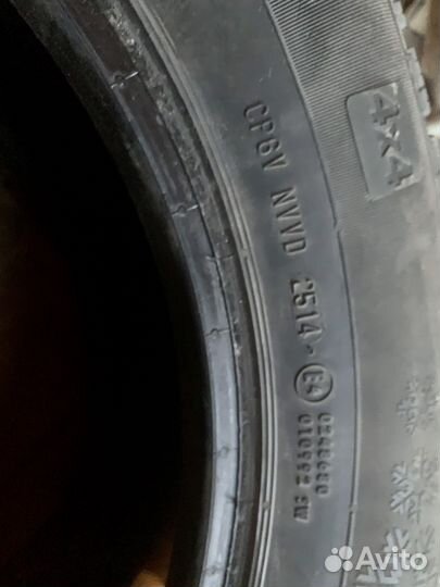 Continental ContiIceContact 4x4 215/65 R16 102T