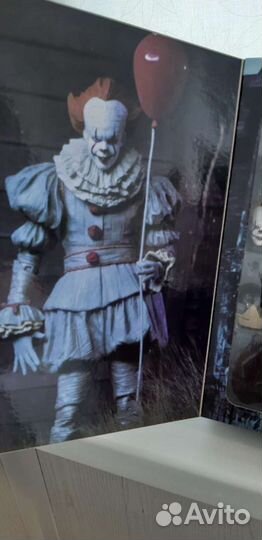 Фигурки клоун пеннивайз и кукла чаки