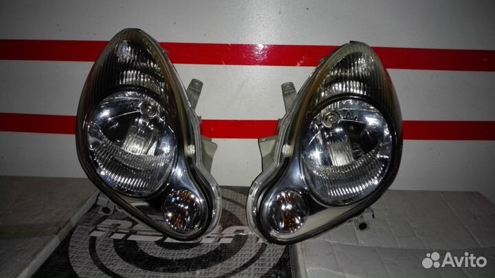 Фара тойота дуэт дует 2002-2005г правая/левая
