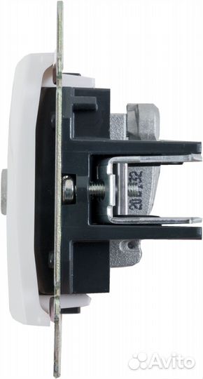 Тв-розетка встраиваемая Valena звезда, цвет белый