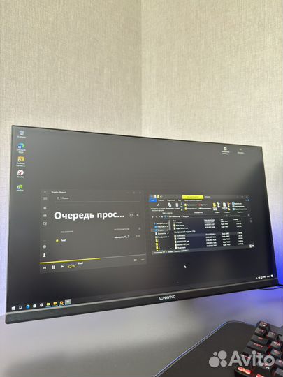 Игровой монитор 180гц