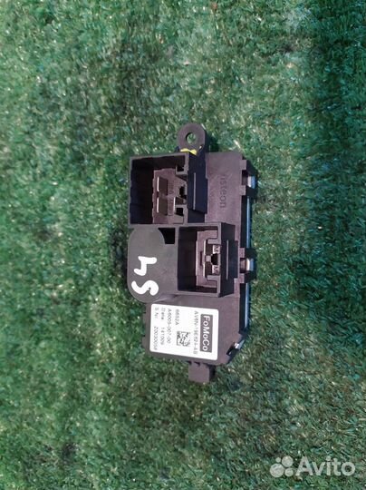 Резистор отопителя Ford Focus 3 (CB8) 2015