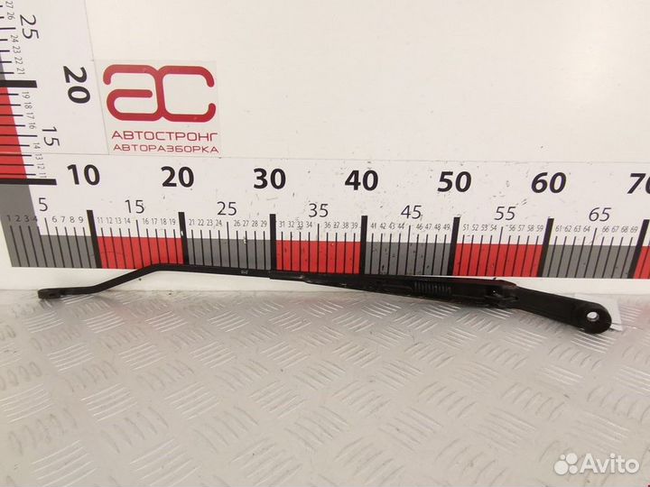 Щеткодержатель (поводок стеклоочистителя, дворник)