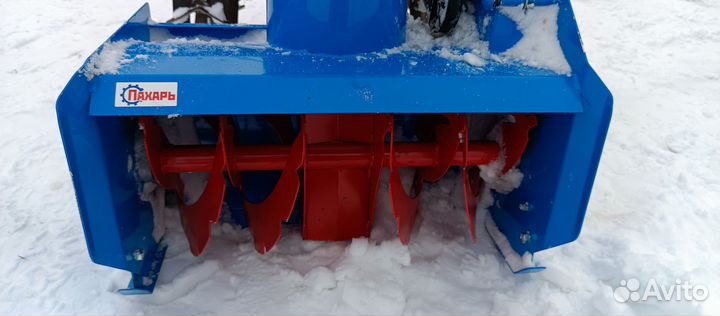 Снегоуборочная приставка к мотоблоку