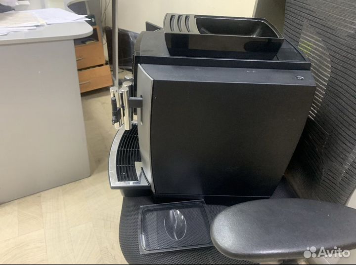 Кофемашина Jura WE8 Dark inox 2 (2-е поколение)