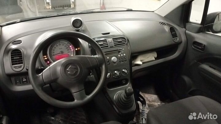 Suzuki Splash 1.0 МТ, 2010, 117 223 км