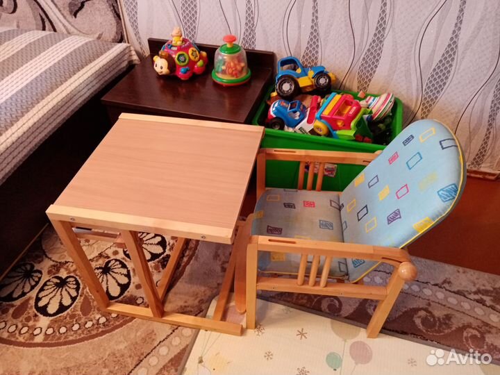 Стул-трансформер для кормления