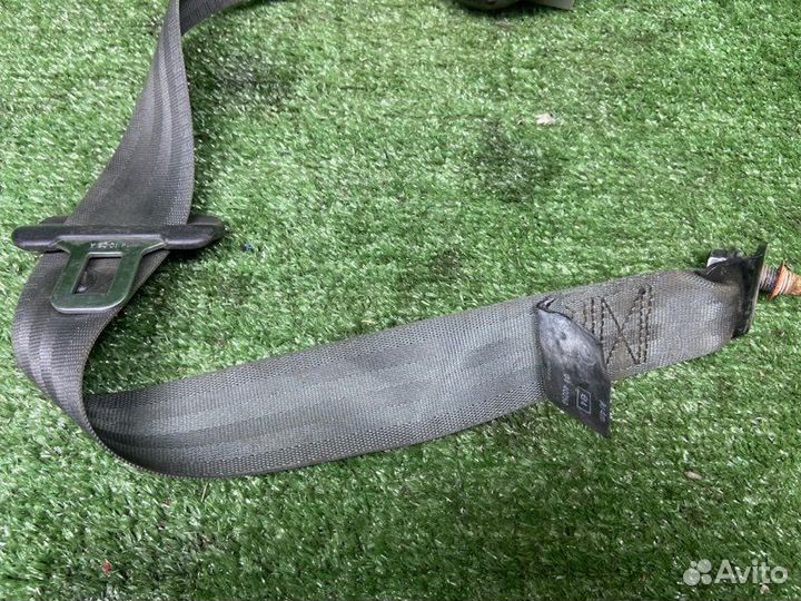 Ремень безопасности задний левый Kia Rio 3