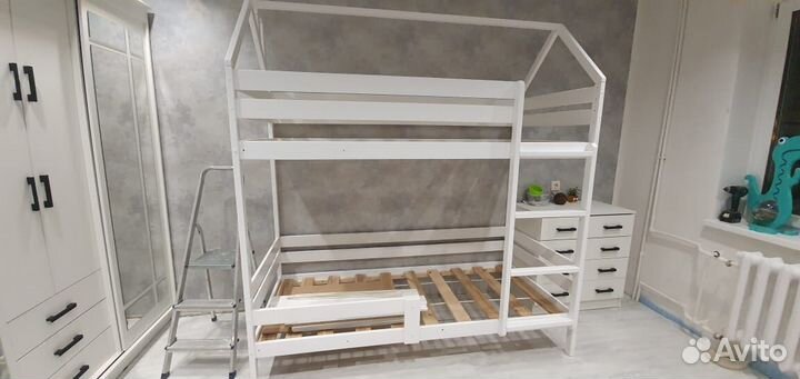 Двухъярусная кровать массив березы