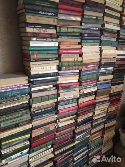 Книги для интерьера и декора с домашней библиотеки