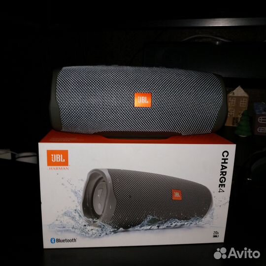 Портативная акустика JBL Charge 4