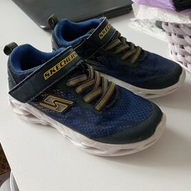 Кроссовки skechers р-р 28.5 (стелька 18см)