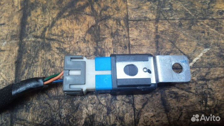 Реле вентилятора отопителя Kia Sorento BL 2009