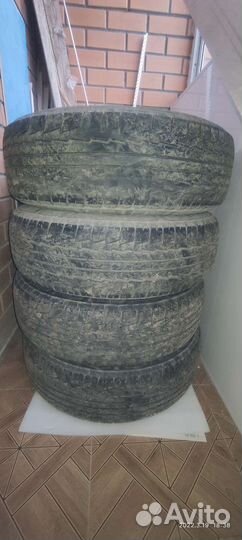 Kumho Road Venture ST KL11 235/75 R16 108H