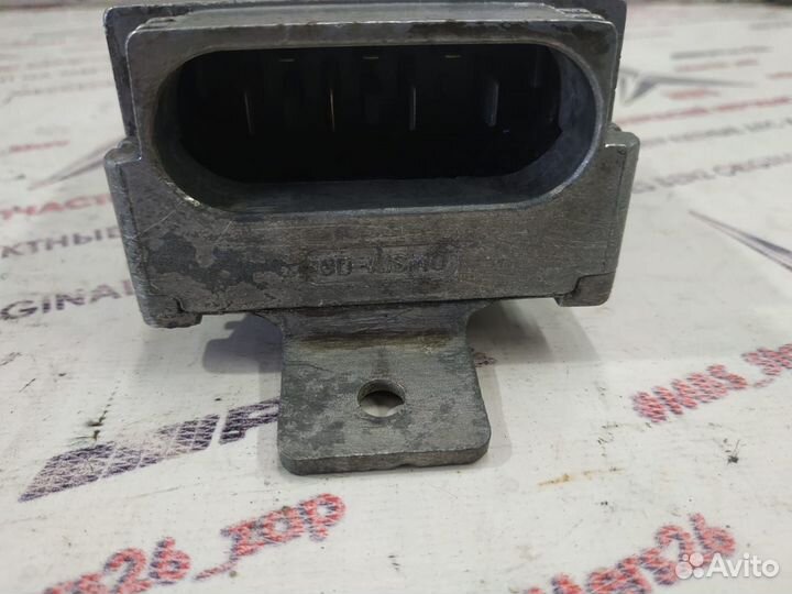 Блок управления вентилятором w210 Mercedes