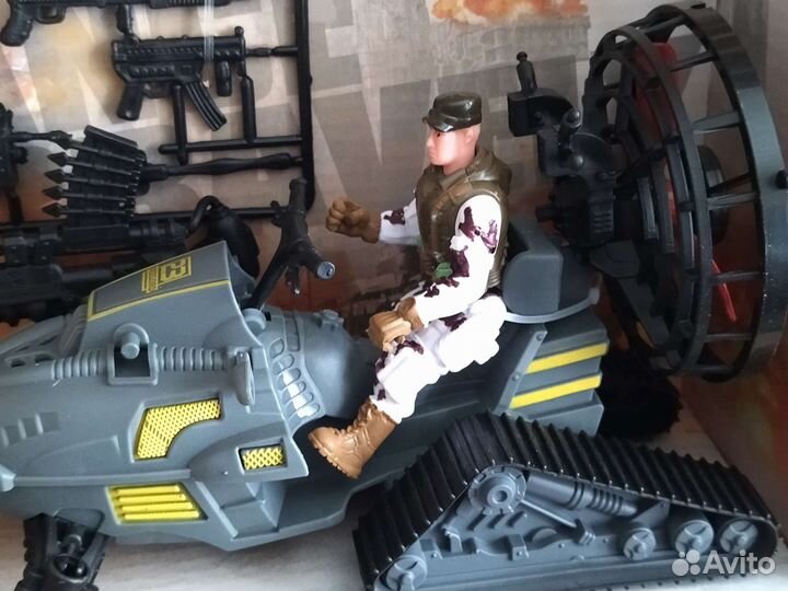 Игровой набор военный