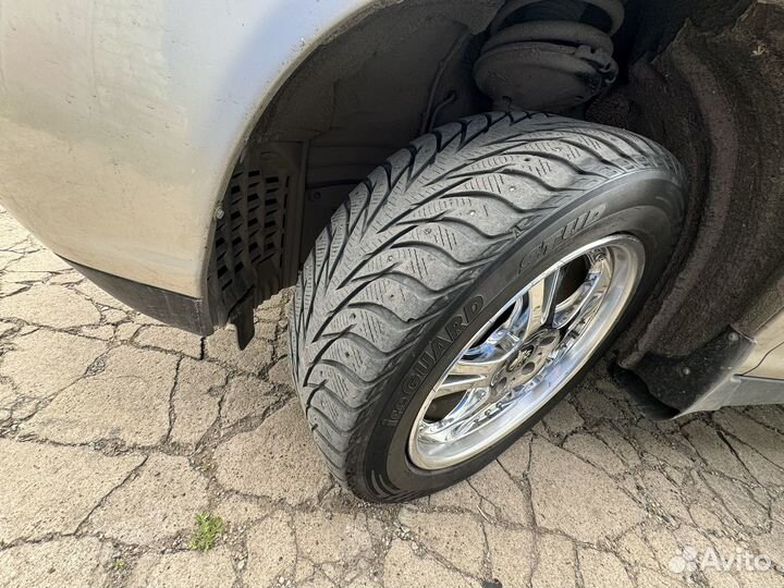 Yokohama Ice Guard Stud IG55 235/55 R18