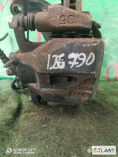 Ступица передняя левая toyota voxy