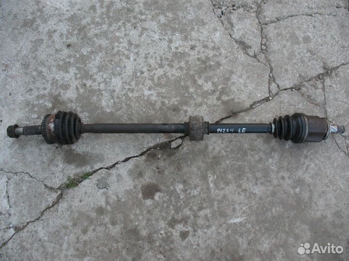 Правая полуось 1.6 МКПП Nissan Primera P12