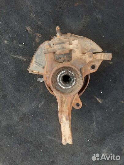 Поворотный кулак kia cerato 2